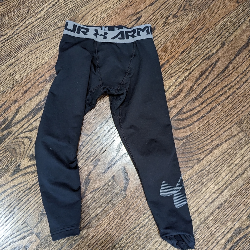 Under Armour Cold gear Boys XS fitted sports tights